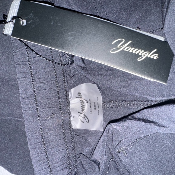 Youngla windbreaker Cargo Pants - Picture 3 of 3